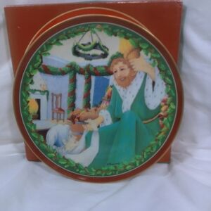 Department 56 Heritage Village Collection Plate
